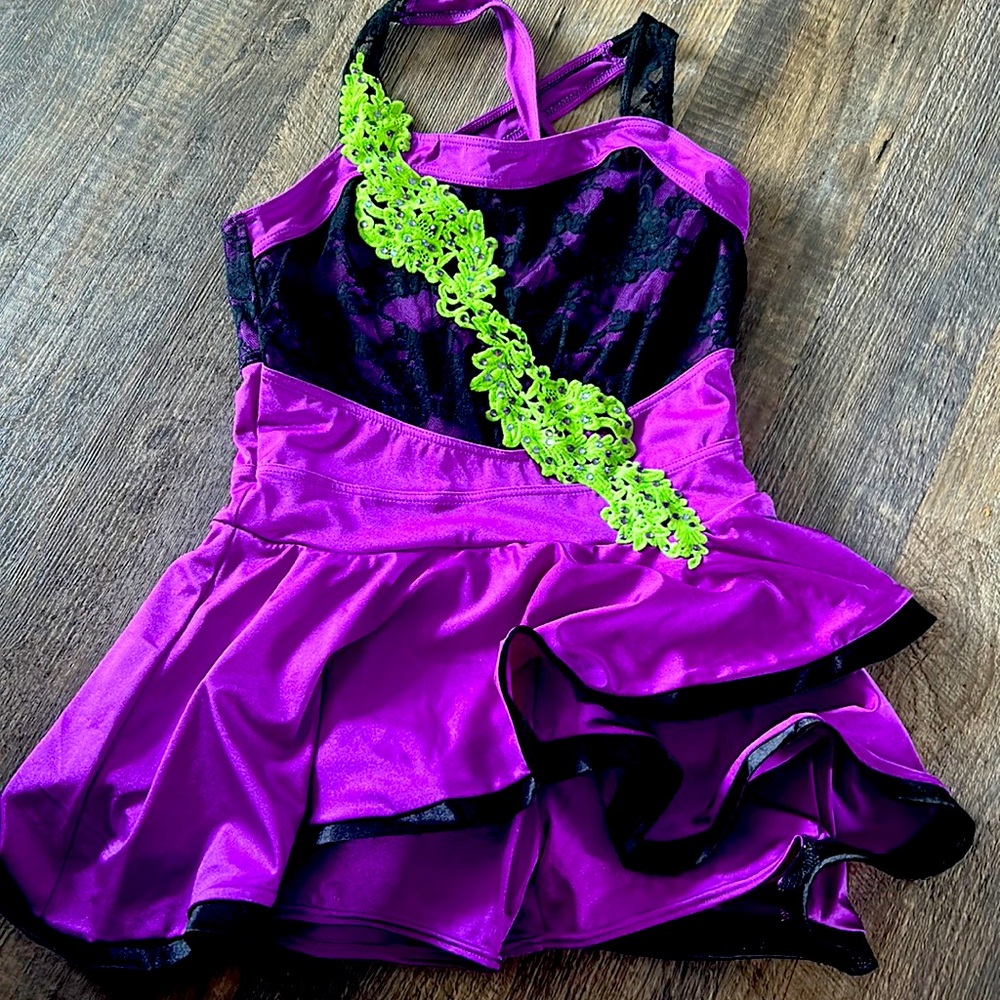 Weissman Dance Costume Child Medium